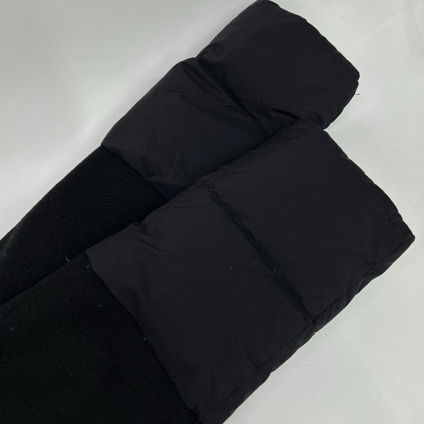 HERNO 赫尔诺 PI001760D 黑色×海军蓝 拼接连帽羽绒服 40码