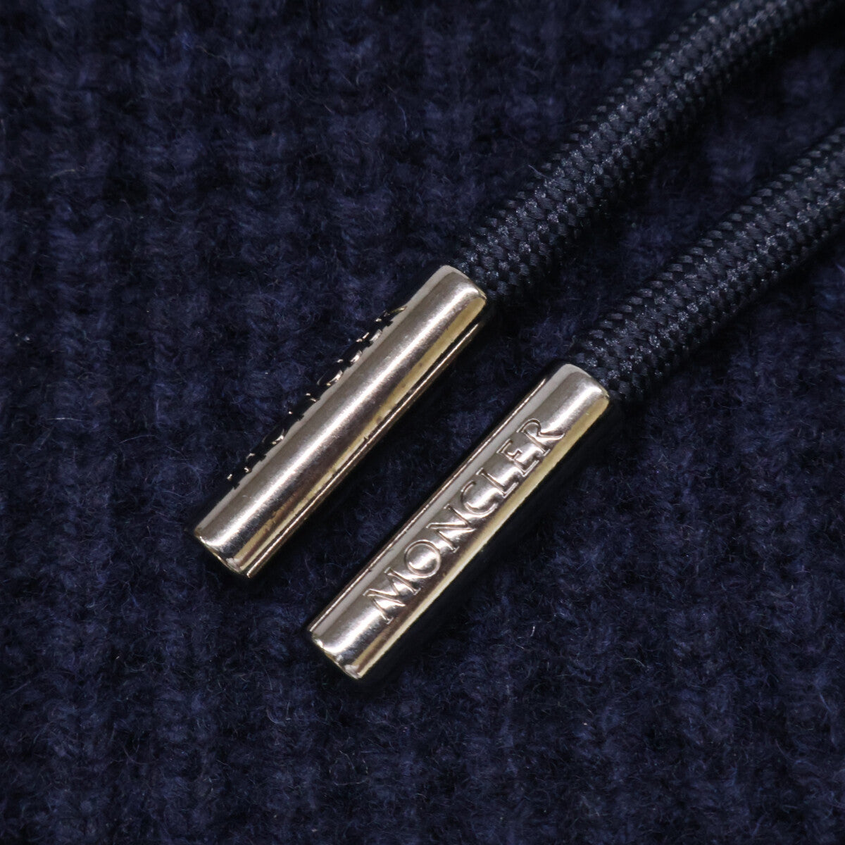 MONCLER 盟可睐 C20918413800 MAGLIA CARDIGAN 针织/尼龙拼接 加棉连帽夹克 外套