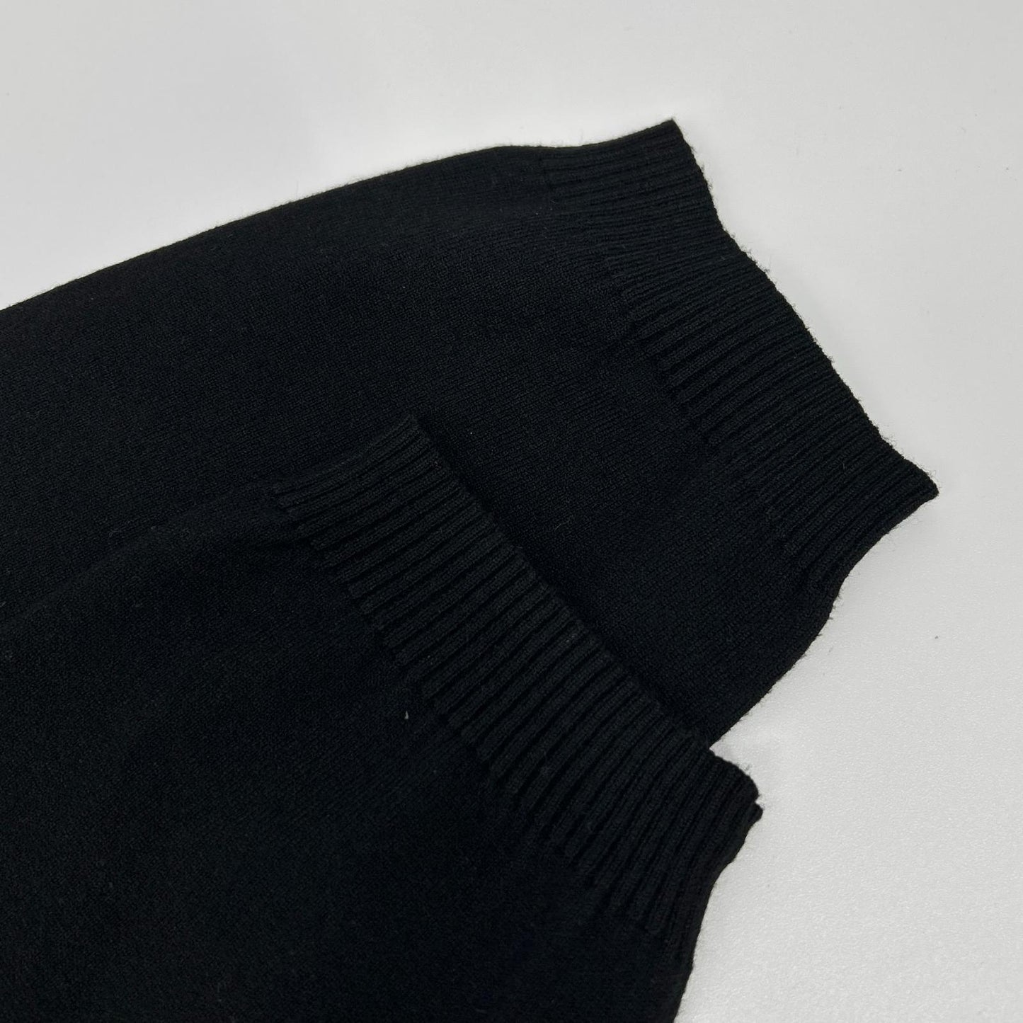 MADISON BLUE マディソンブルー MB999-8007 ブラック HELLO CREW NECK PO ニット トップス