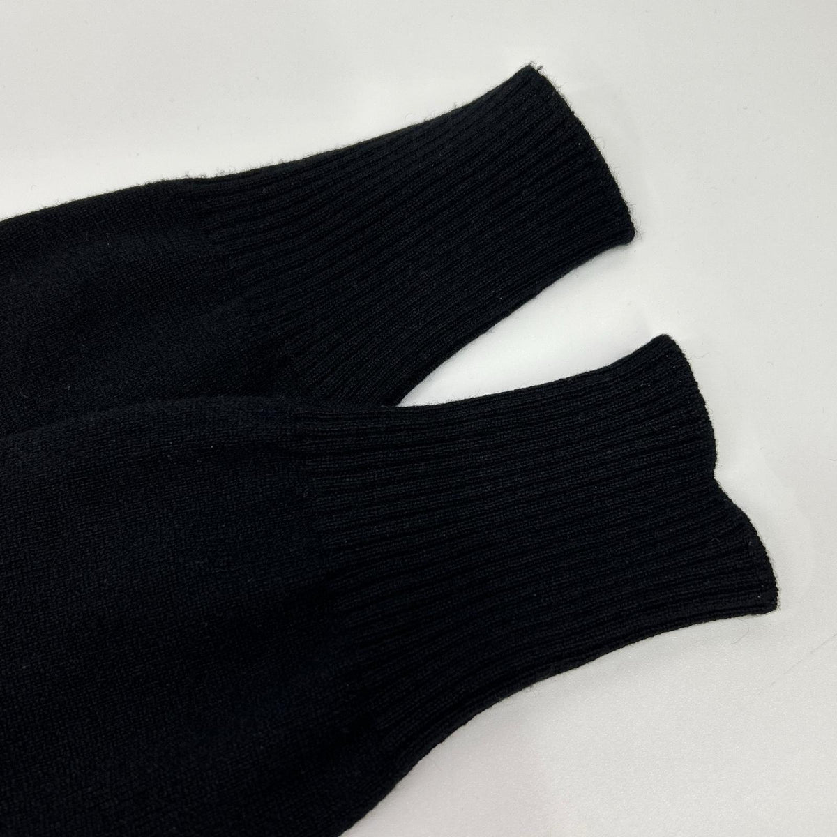 LOUIS VUITTON Louis Vuitton FFKC15HVK Black Cashmere cardigan Top