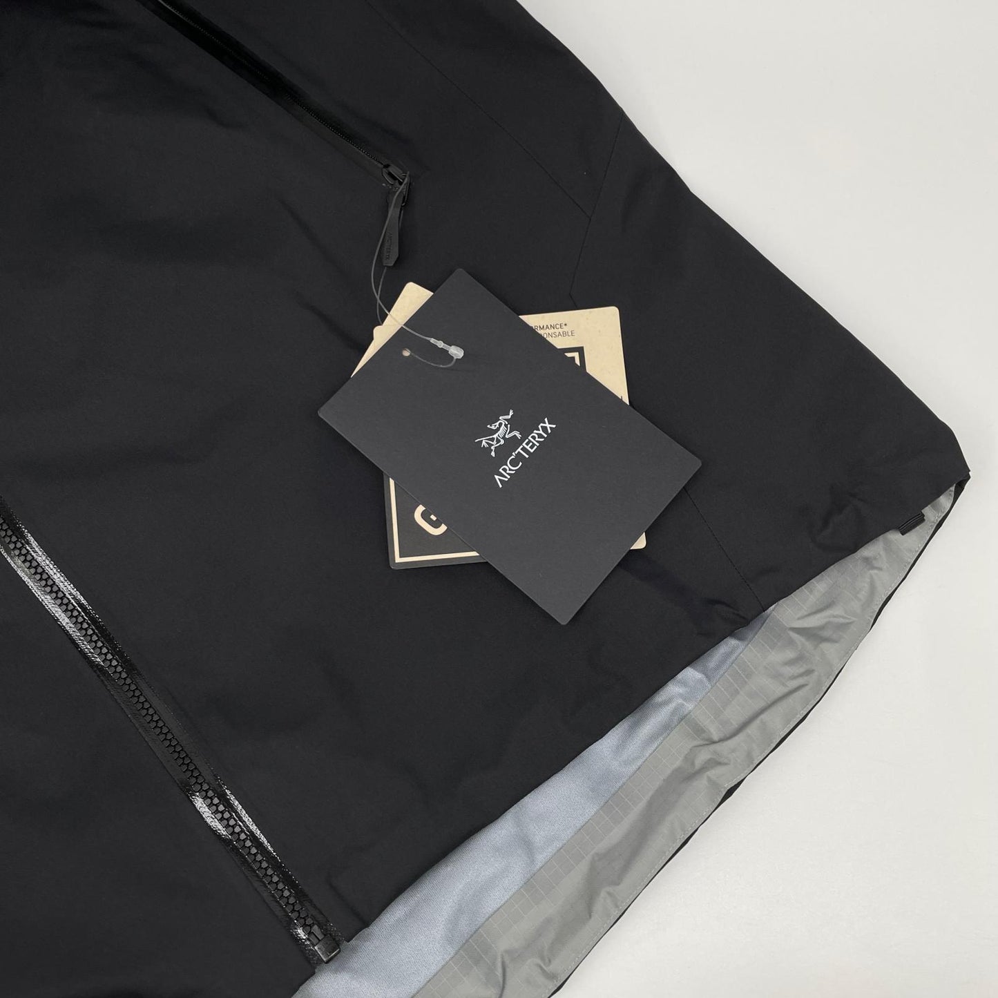 ARC'TERYX アークテリクス X00001051302 Beta ベータジャケット ブラック ジャケット