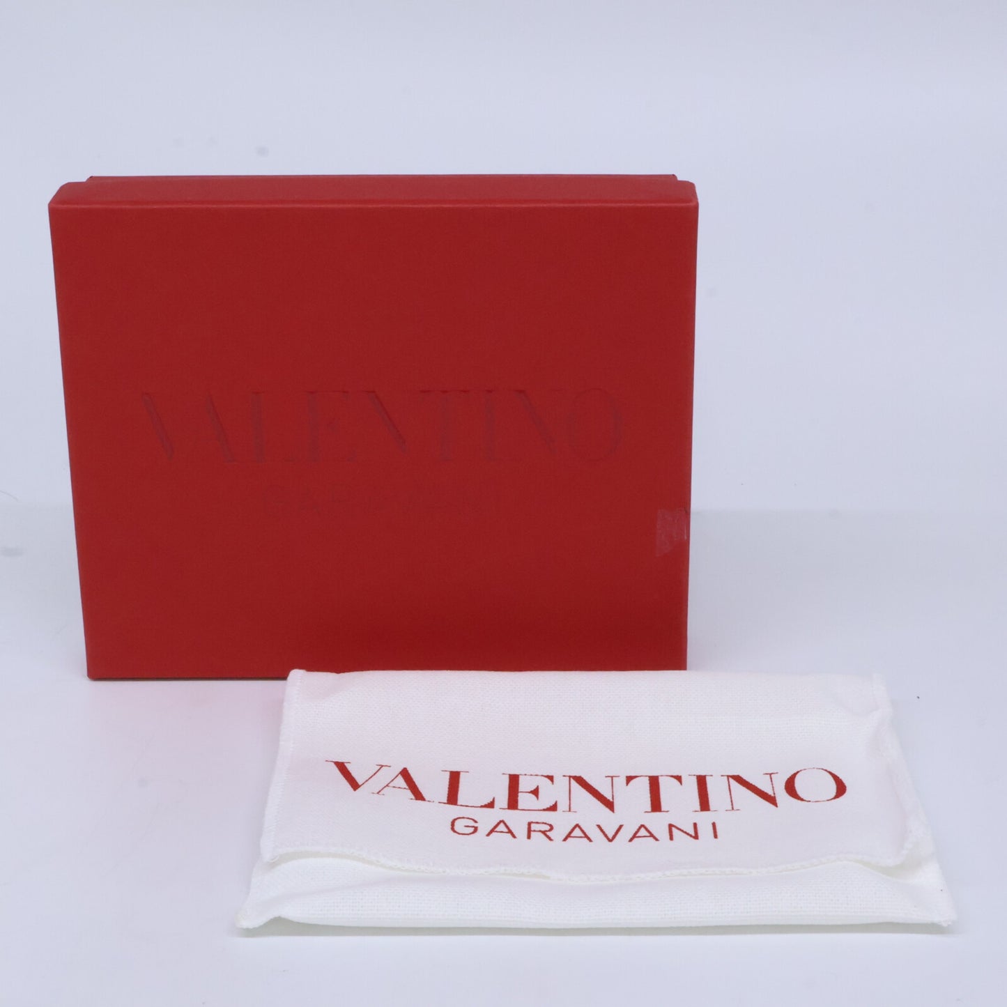 Valentino Garavani ヴァレンティノガラヴァーニ 3Y2P0577LVN VLTNロゴ レザー 二つ折り財布 二つ折り財布(小銭入れあり)