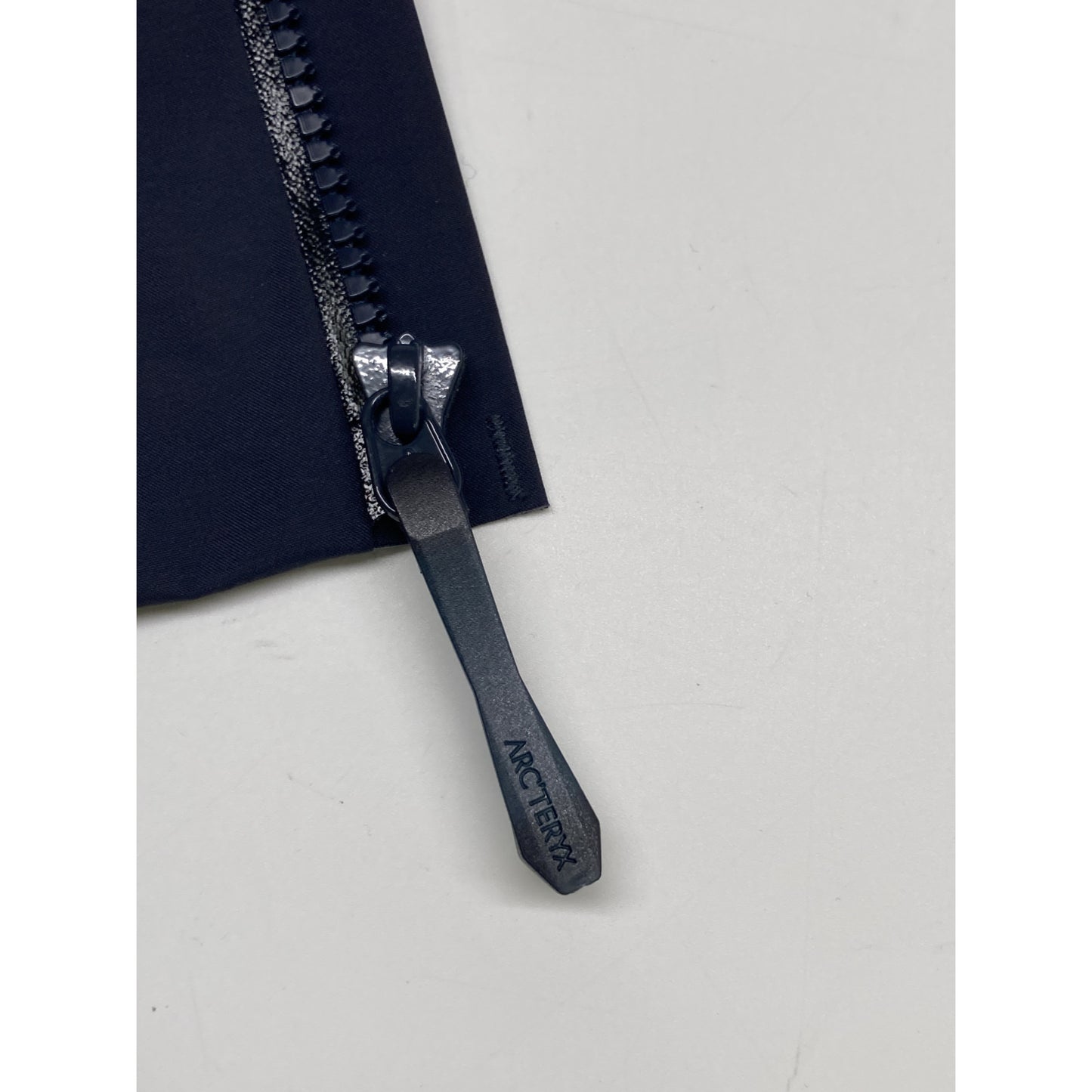 ARC'TERYX アークテリクス ネイビー FW25 X000009906 Beta AR Jacket ジャケット S