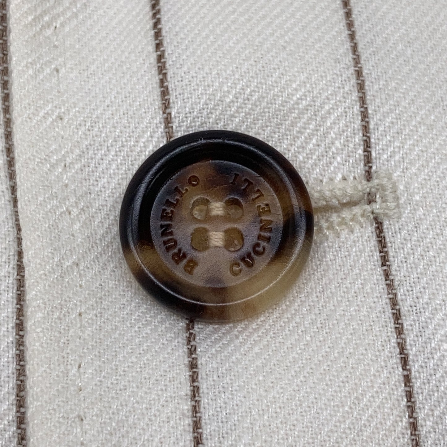 BRUNELLO CUCINELLI ブルネロクチネリ アイボリー MW4347ENDA ストライプ リネン テーラードジャケット ジャケット 42