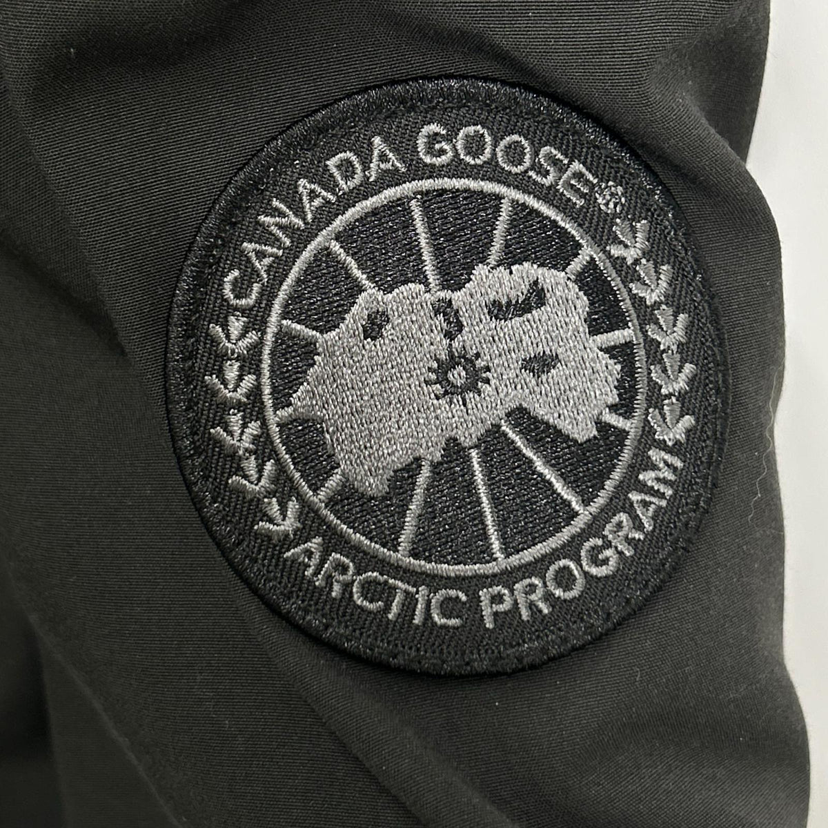 CANADA GOOSE カナダグース 4550MB ブラック BLACK LABEL MAITLAND PARKA ジャケット