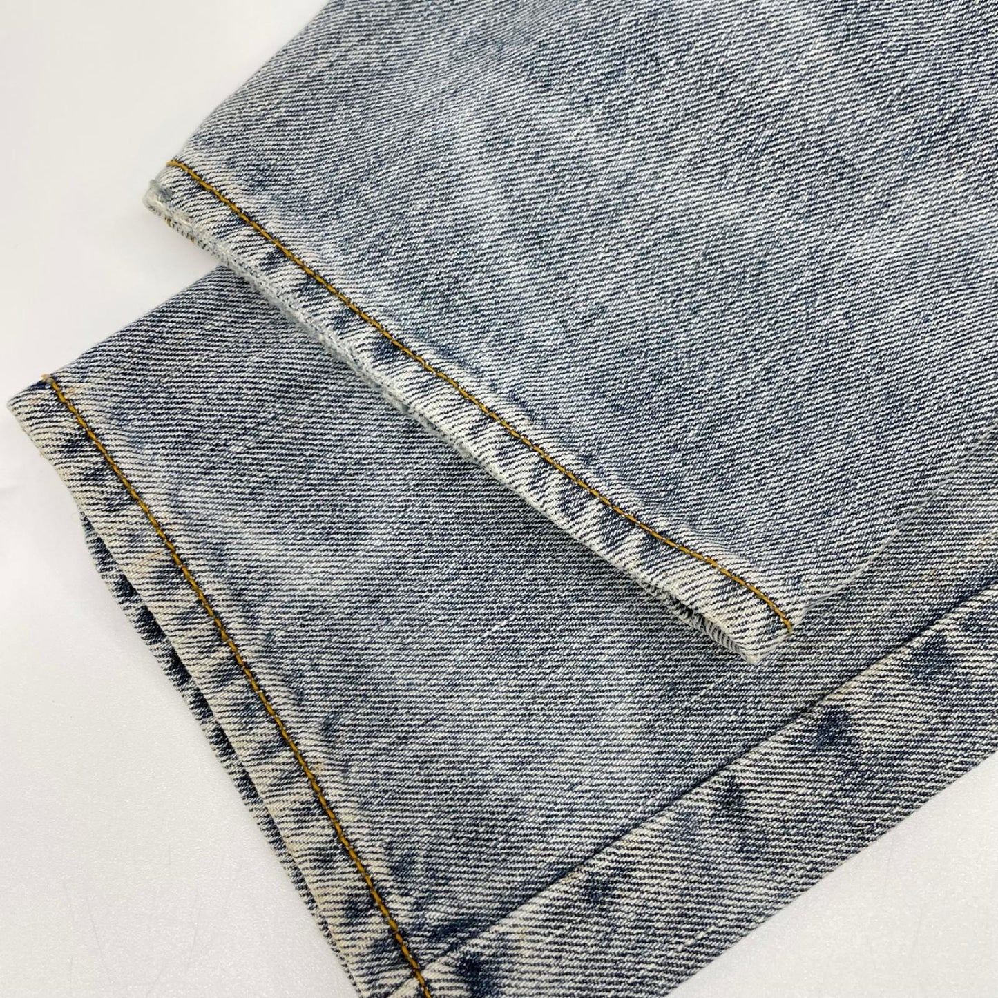 Essentials エッセンシャルズ 45421 ライトブルー ダメージ加工 ストレートデニム ボトムス