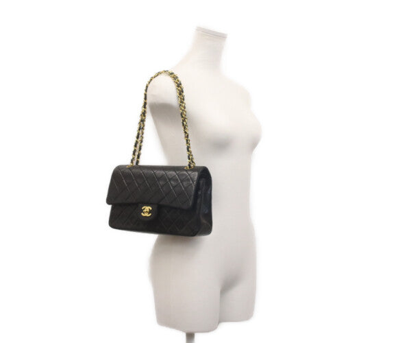 CHANEL シャネル 1番 A01112 黒ラム ゴールド金具 Wフラップ マトラッセ25 ショルダーバッグ