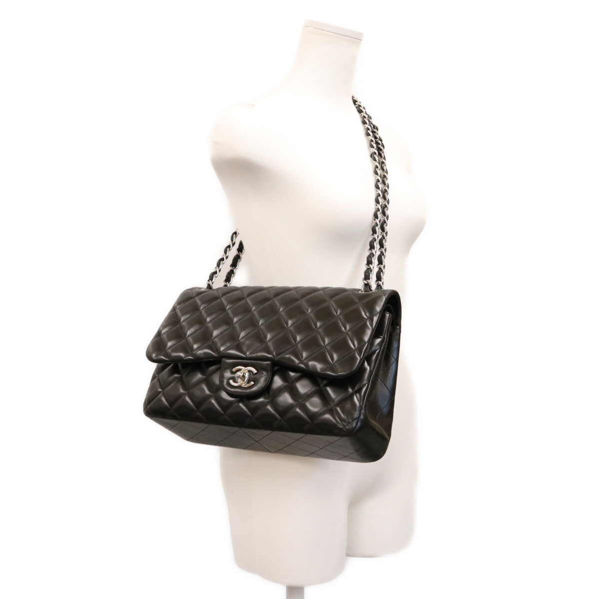 CHANEL シャネル 16番 A58600 黒 ラム シルバー金具 ダブルフラップ デカマトラッセ30 バッグ ショルダーバッグ