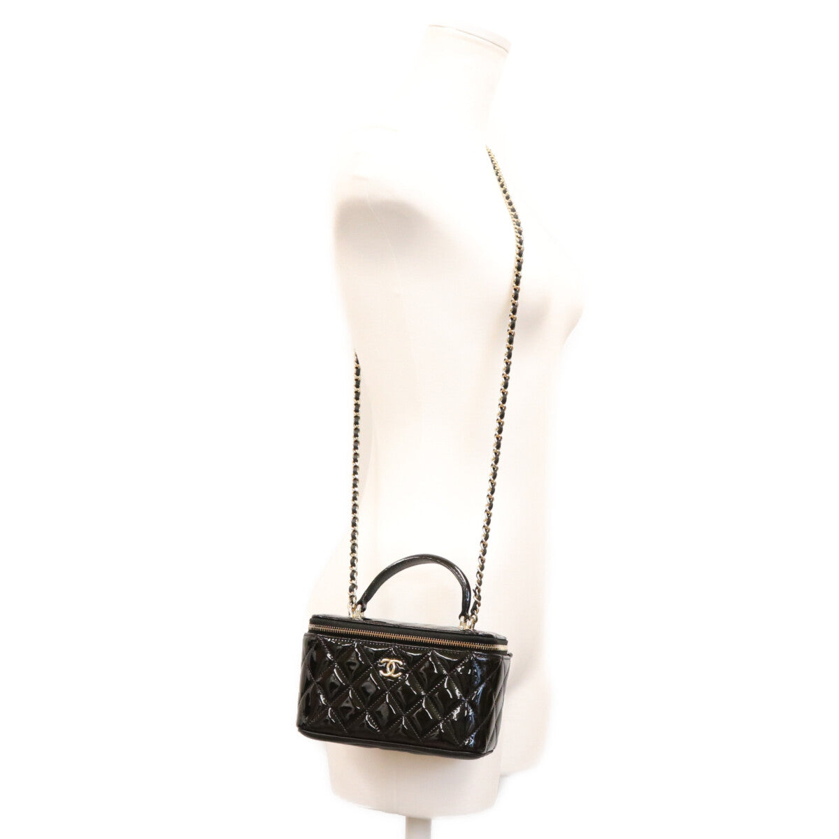 CHANEL black patent leather, gold-tone hardware, top-handle vanity 2-way shoulder bag