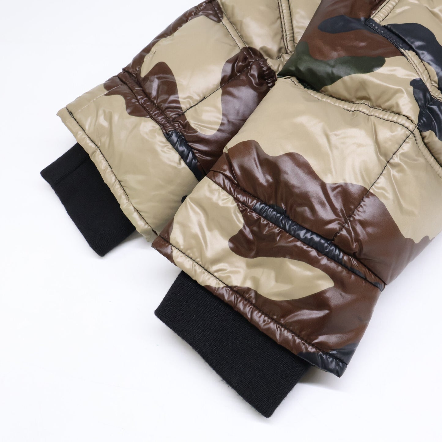 MONCLER モンクレール 44380 SAUTERNE ソーテルヌ カモフラ フード付ダウンジャケット ジャケット