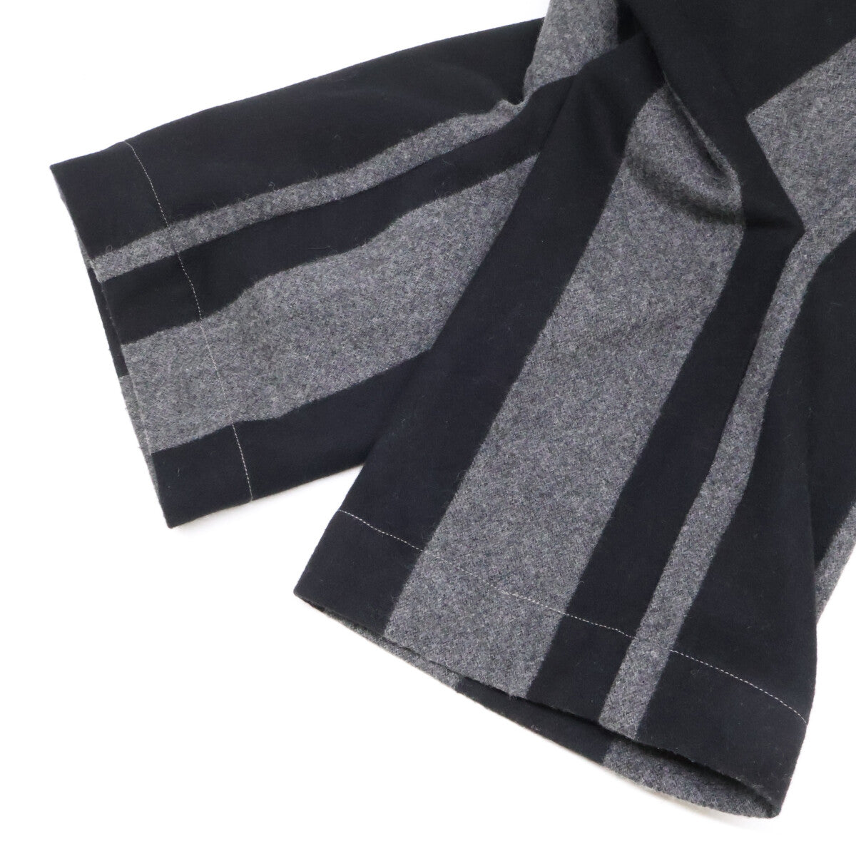 Vivienne Westwood MAN ヴィヴィアンウエストウッドマン VW-LP-78243 ブラック/グレー変形 3つボタンセットアップ スーツ セットアップ