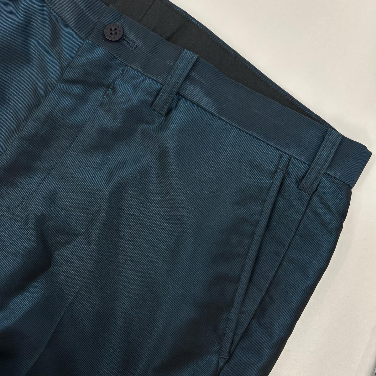 ISSEY MIYAKE MEN イッセイミヤケメン 15SS ME51FF027 ネイビー 光沢パンツ ボトムス