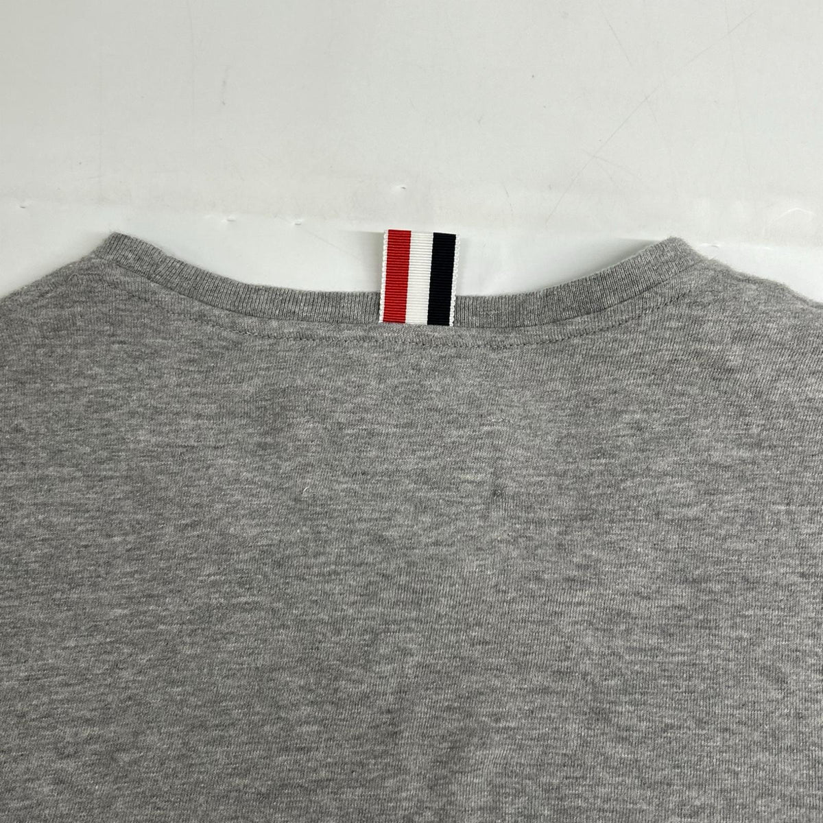 THOM BROWNE トムブラウン MJS001AW747 グレー クルーネック Tシャツ トップス