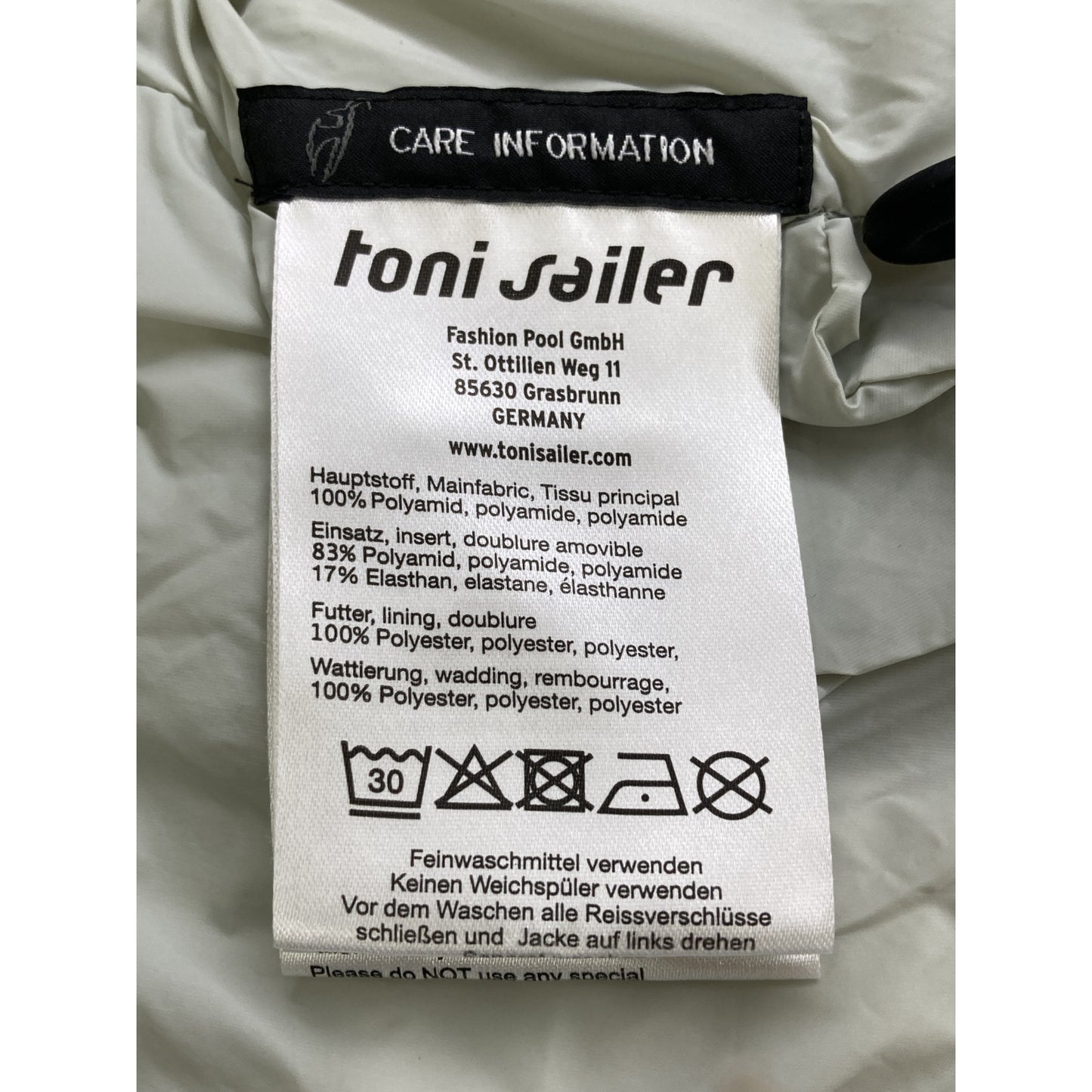 トニーザイラー TONI SAILER ホワイト 311146 ELIO スキーウェア セットアップ スーツ セットアップ 52