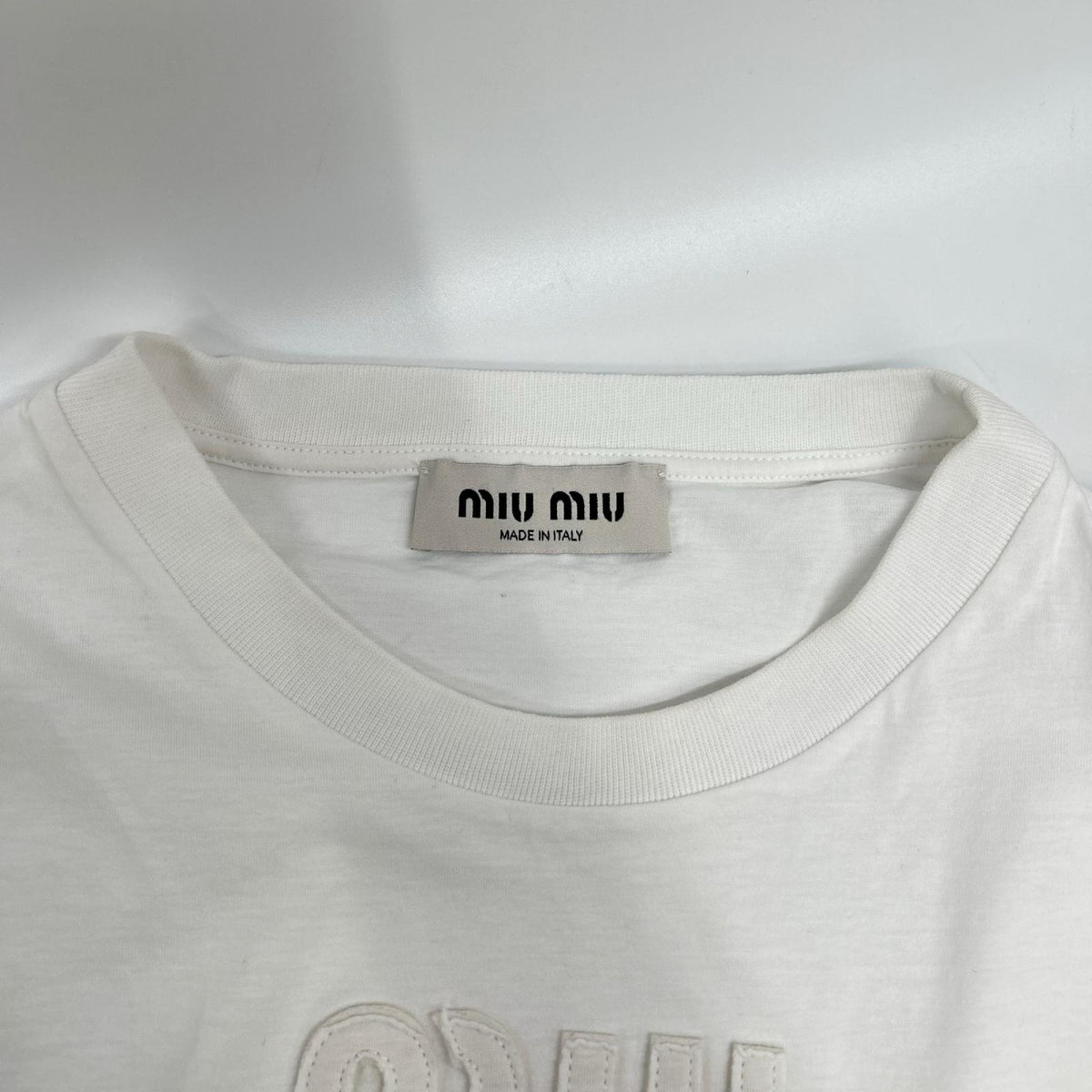 MIUMIU 2025 model MJN483 White Logo Cropped T-Shirt Tops