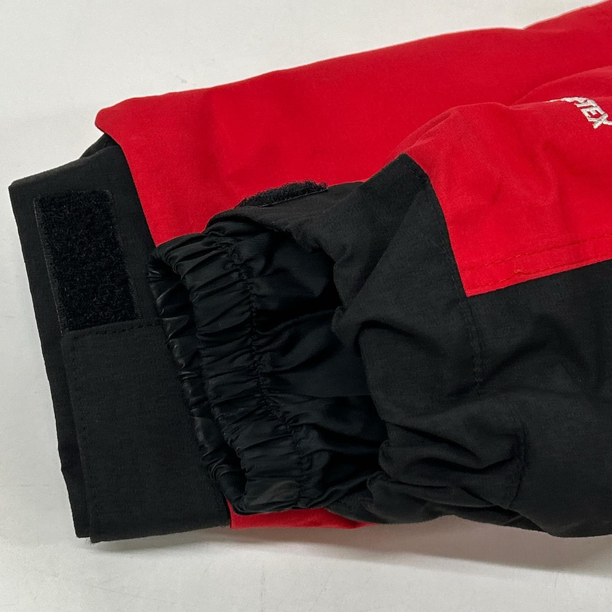 THE NORTH FACE ノースフェイス NYJ81800 レッド マウンテンインサレーションジャケット ジャケット