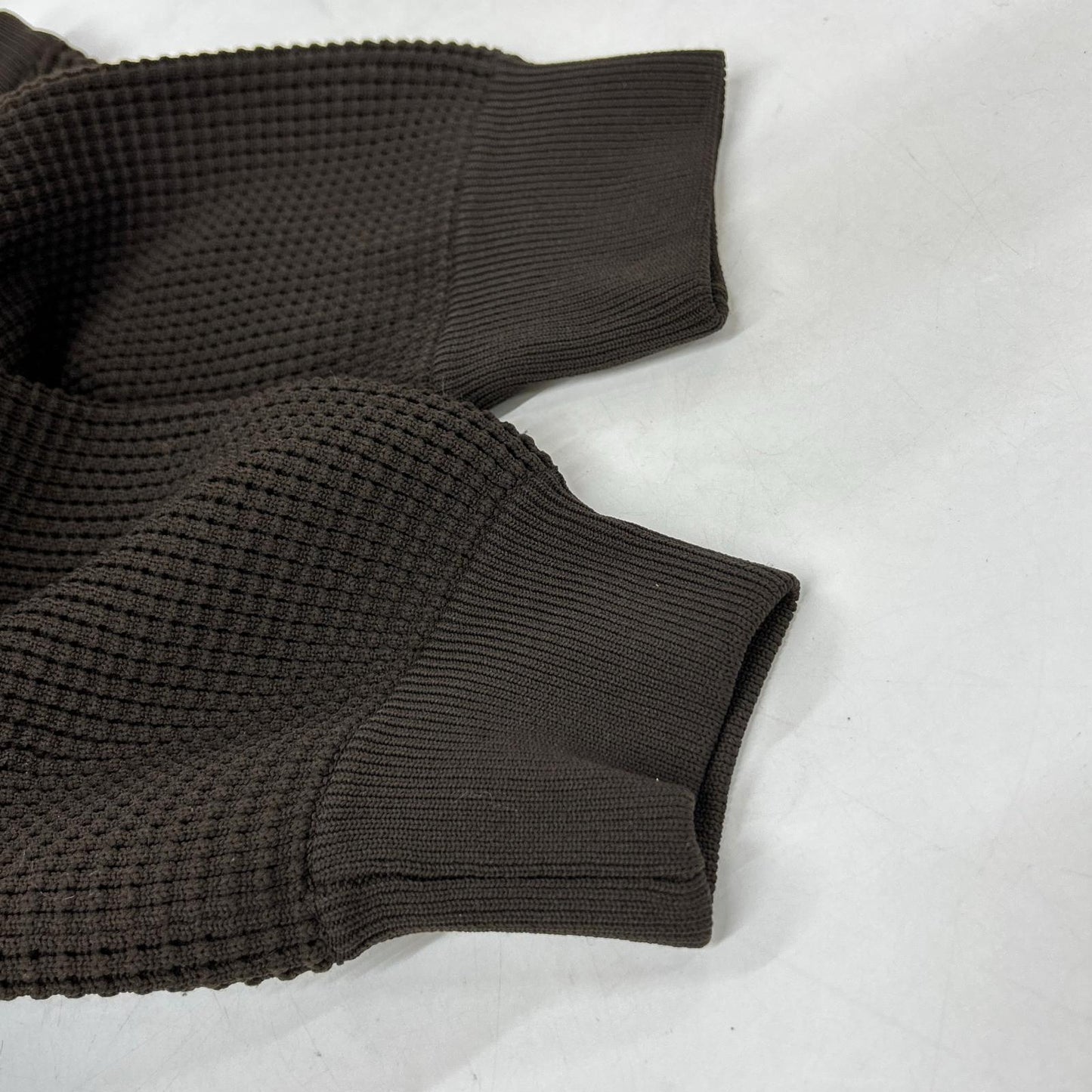 AMERI 01320190500 BROWN CIRCLE SILHOUETTE KNIT TOP/WAFFLE SWEAT Top F