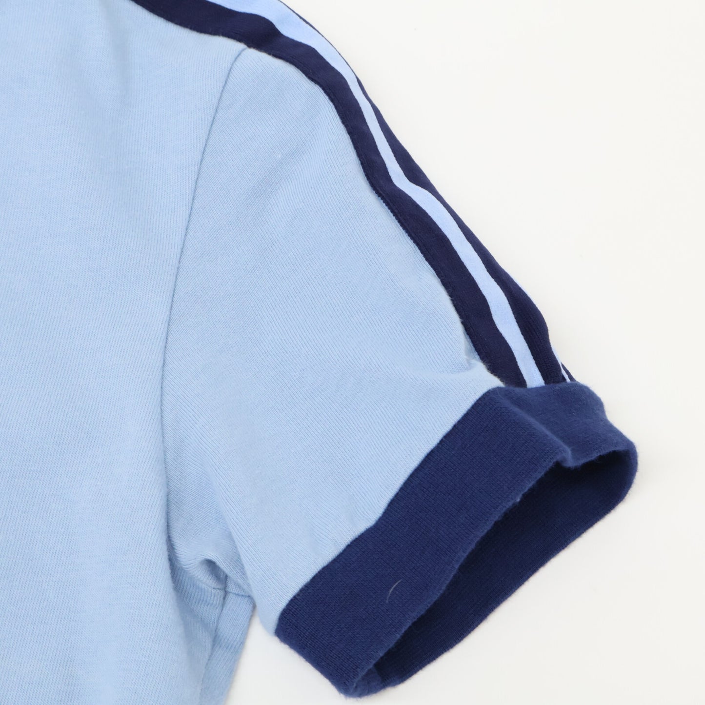 GUCCI グッチ xadidasアディダス【国内正規】693636 XJEBZ ロゴプリント Vネック 半袖Tシャツ/ トップス XXS