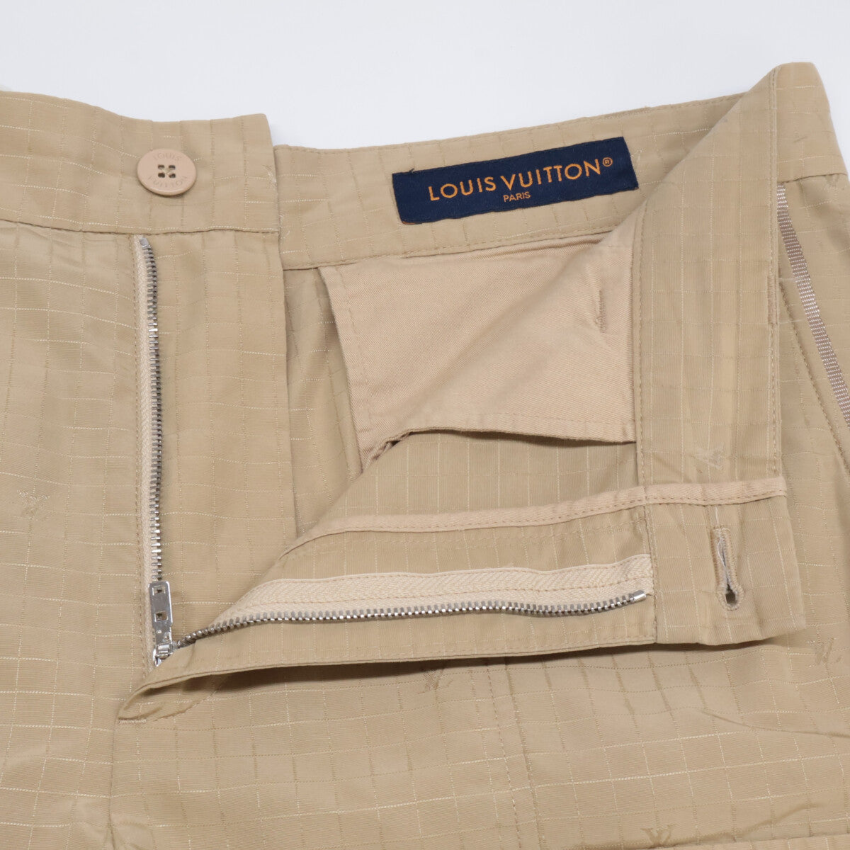 LOUIS VUITTON ルイヴィトン 【美品/国内正規/23SS】RM232M YH7 HPP01W ロゴ総柄 ハーフパンツ/ ボトムス 48