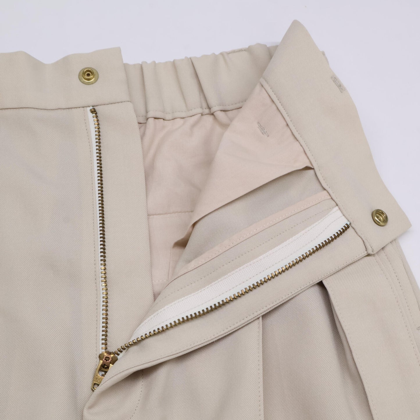 CULLNI クルニ 22SS 22ーSSー010 ベージュ シルキーツイル リラックスショートパンツ ボトムス 1