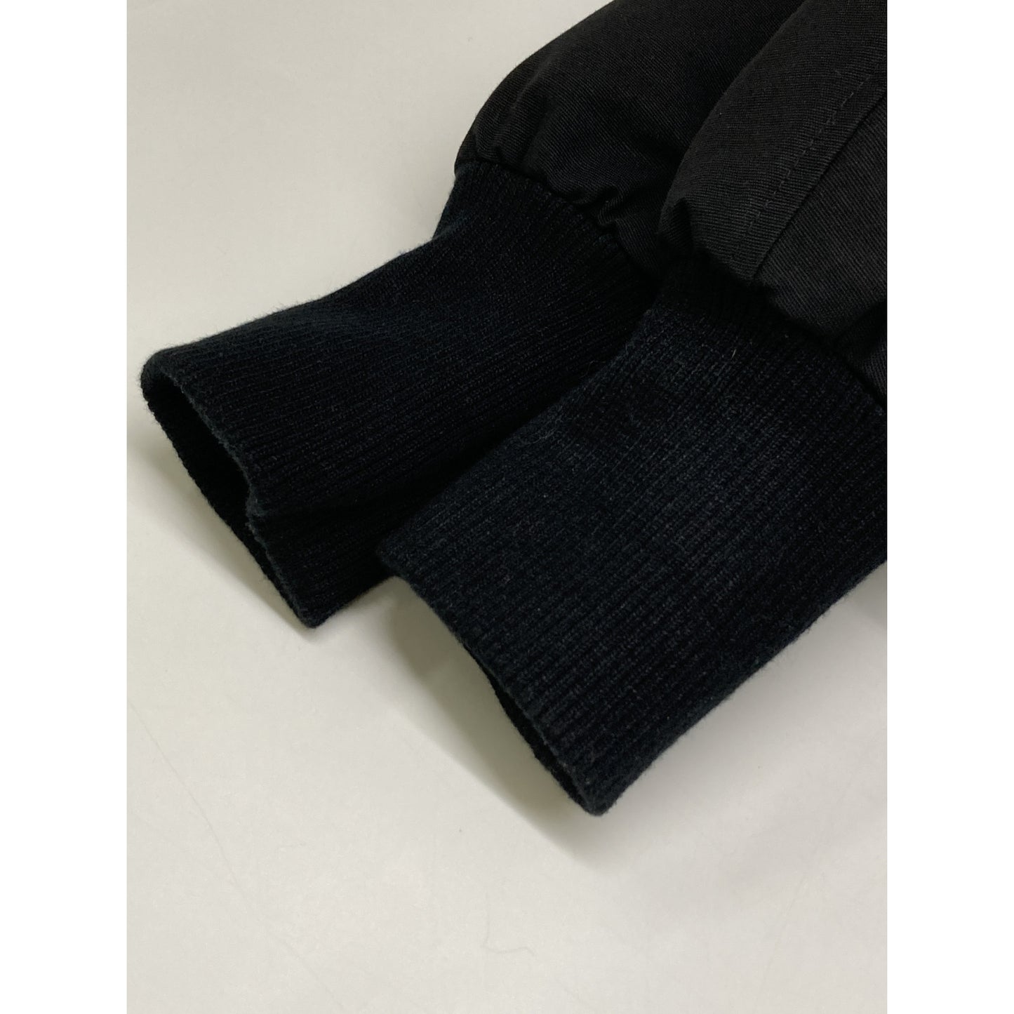 MOOSE KNUCKLES ムースナックルズ ブラック LITTLE RAPIDS BOMBER ファー付きフーデットダウンジャケット ジャケット S