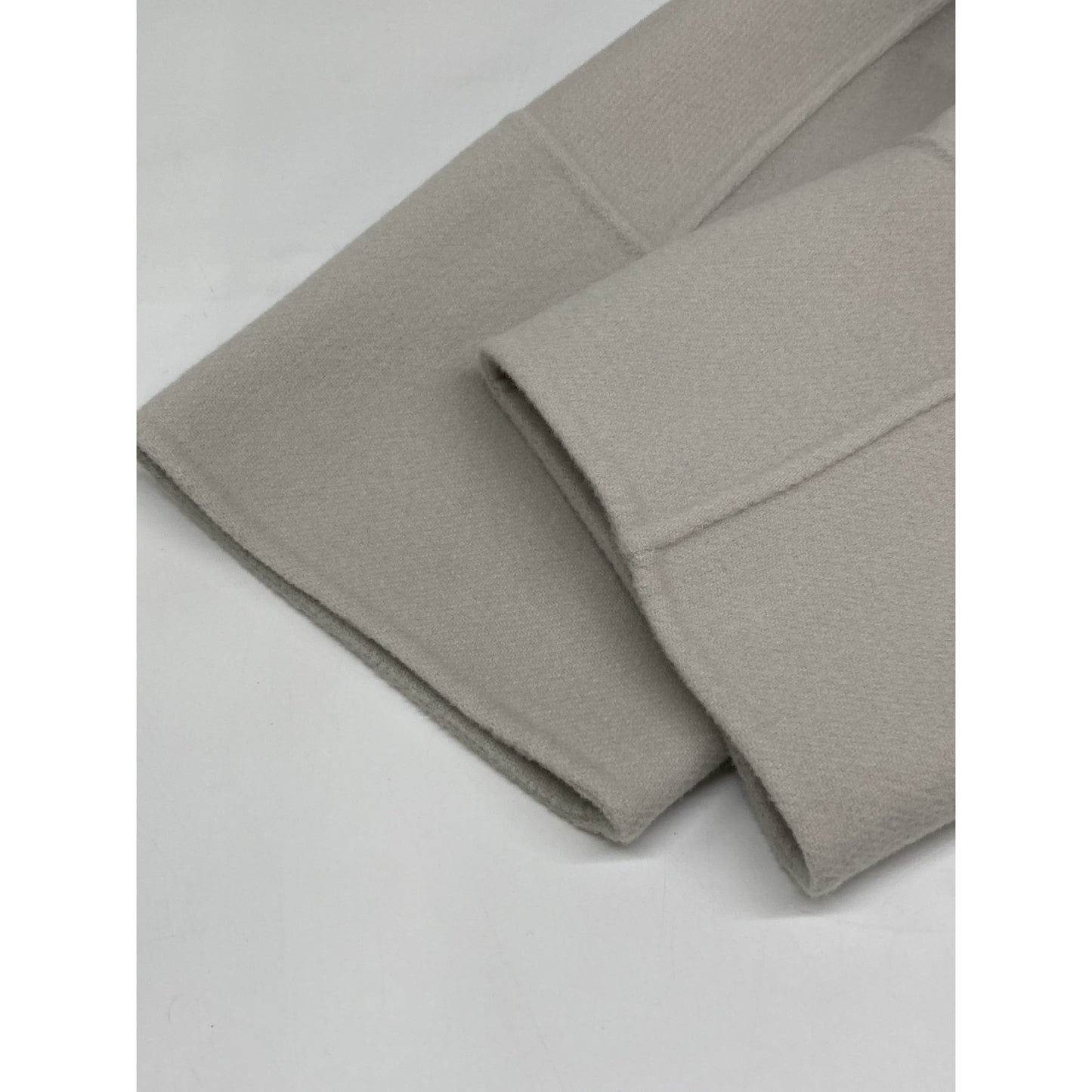 S MaxMara エスマックスマーラ 【CUCITO A MANO】ホワイト ARONA ウール ベルテッドミディアムラップガウンコート コート 40