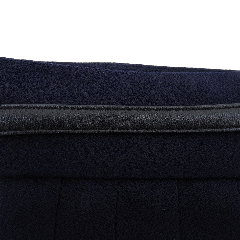 CELINE セリーヌ ゴールドトリオンフ金具 レザー ウエスト プリーツスカート レディース ネイビー 36 2J335865C スカート 36