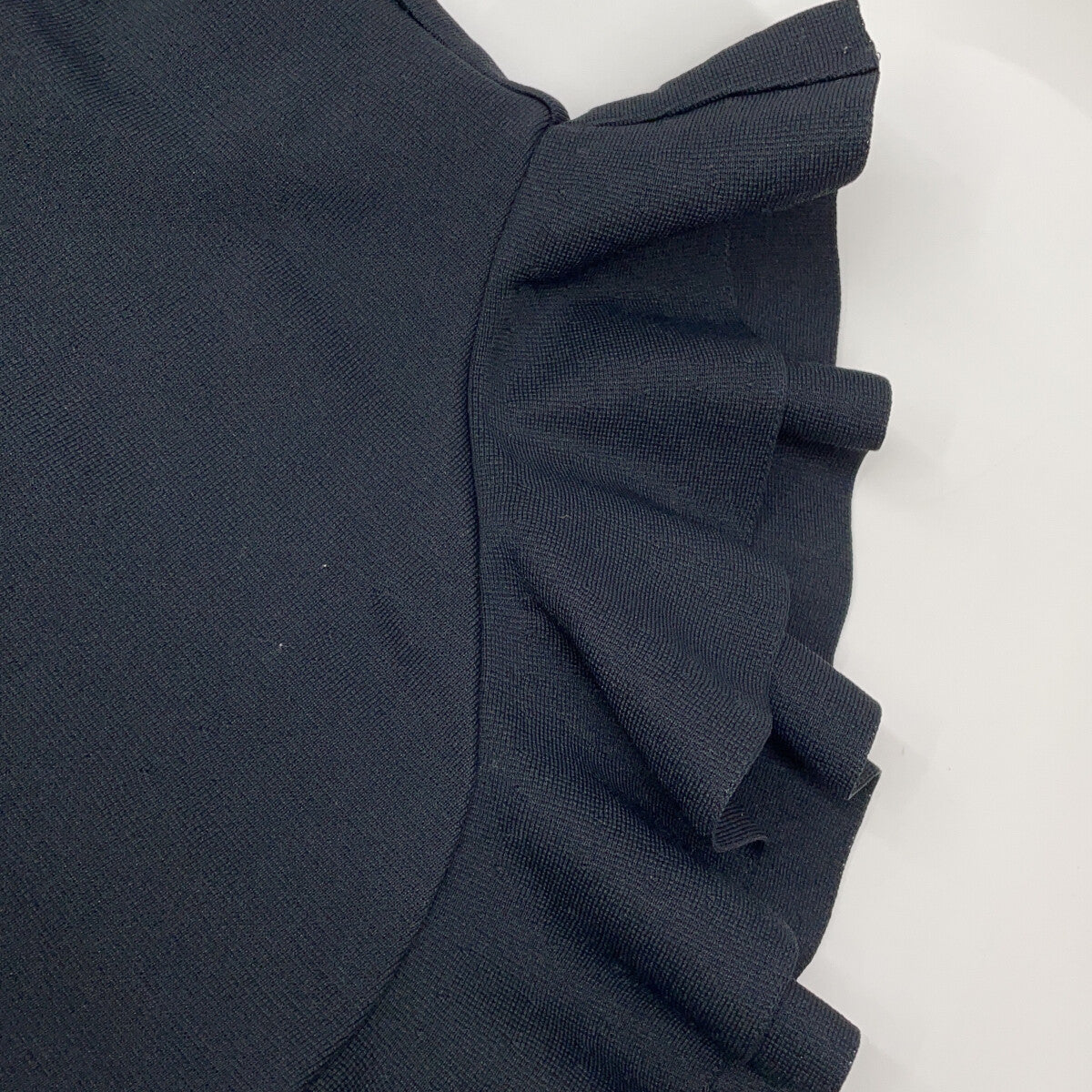 ADORE 25SS 531-5170320 Black Acetate x Nylon Ruffle Hem Knit Top