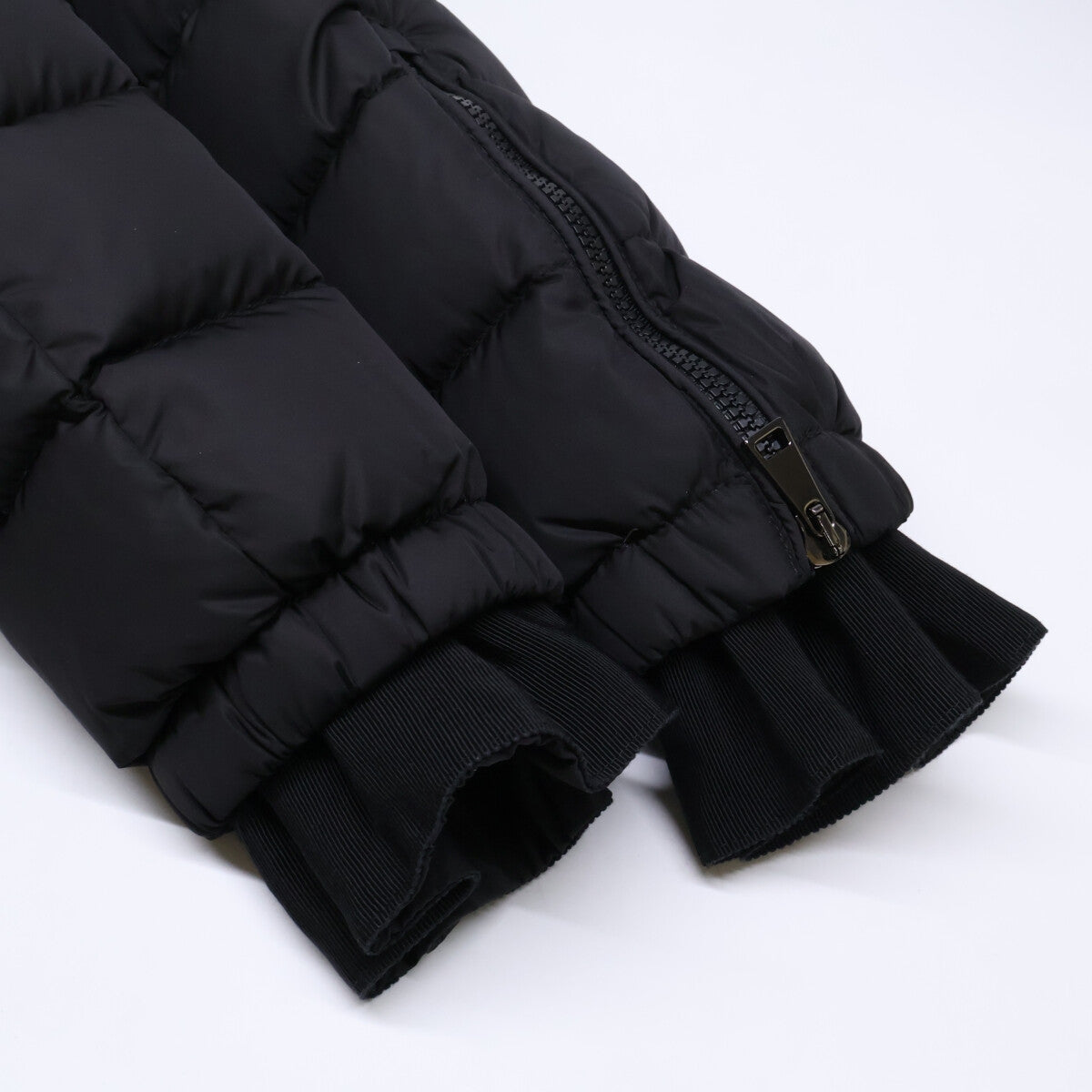 MONCLER モンクレール 【美品】BETULONG フリルスリーブ フーディダウン コート