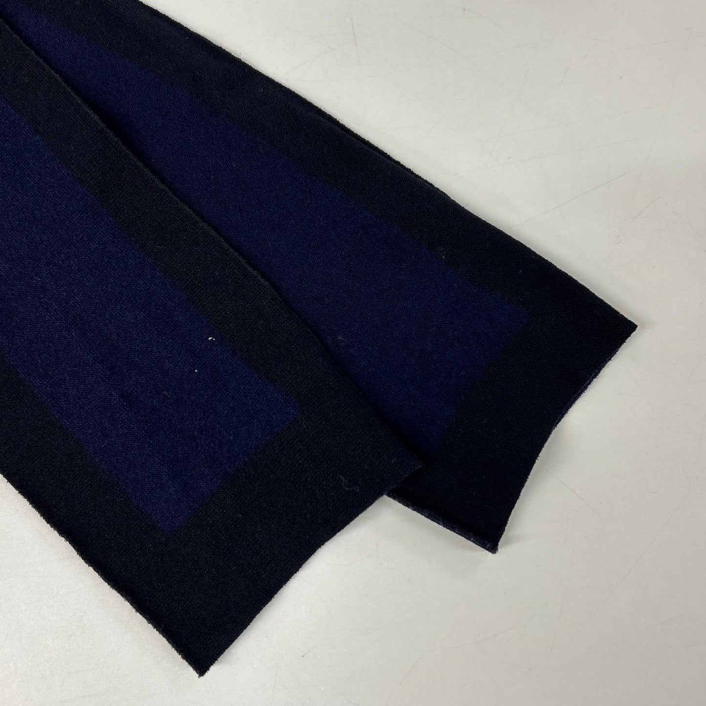 ISSEIMIYAKE A.POC イッセイミヤケエイポック 【INSIDE】IM03KK321 パープル×ブラック コットン混 バイカラー ハイネックニットソー トップス