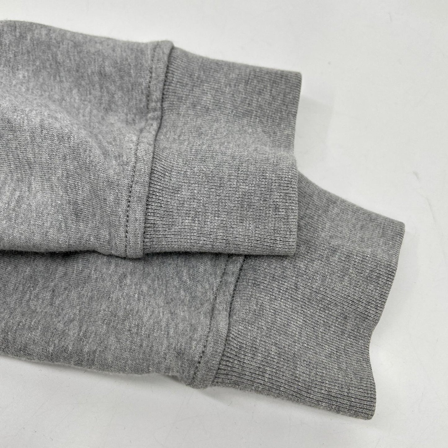 STONE ISLAND STONE ISLAND 【国内正品】681562740 V型插片圆领卫衣 上衣