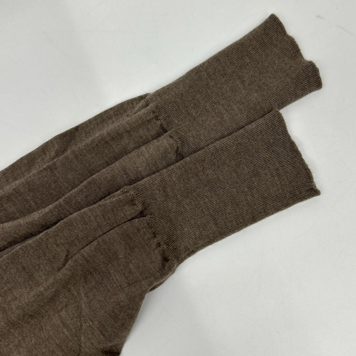 Deuxieme Classe Deu-zi-e-mu-ku-ra-su L'Appartement 联名款 25年产 米灰色 羊毛 WISH DOLMAN ASYMMETRY PULL OVER/针织套头衫 上衣
