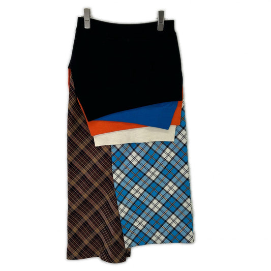 300CA371-2430 Black x Blue Wool Blend Check Patchwork Layered Knit Skirt Top 38 Women's