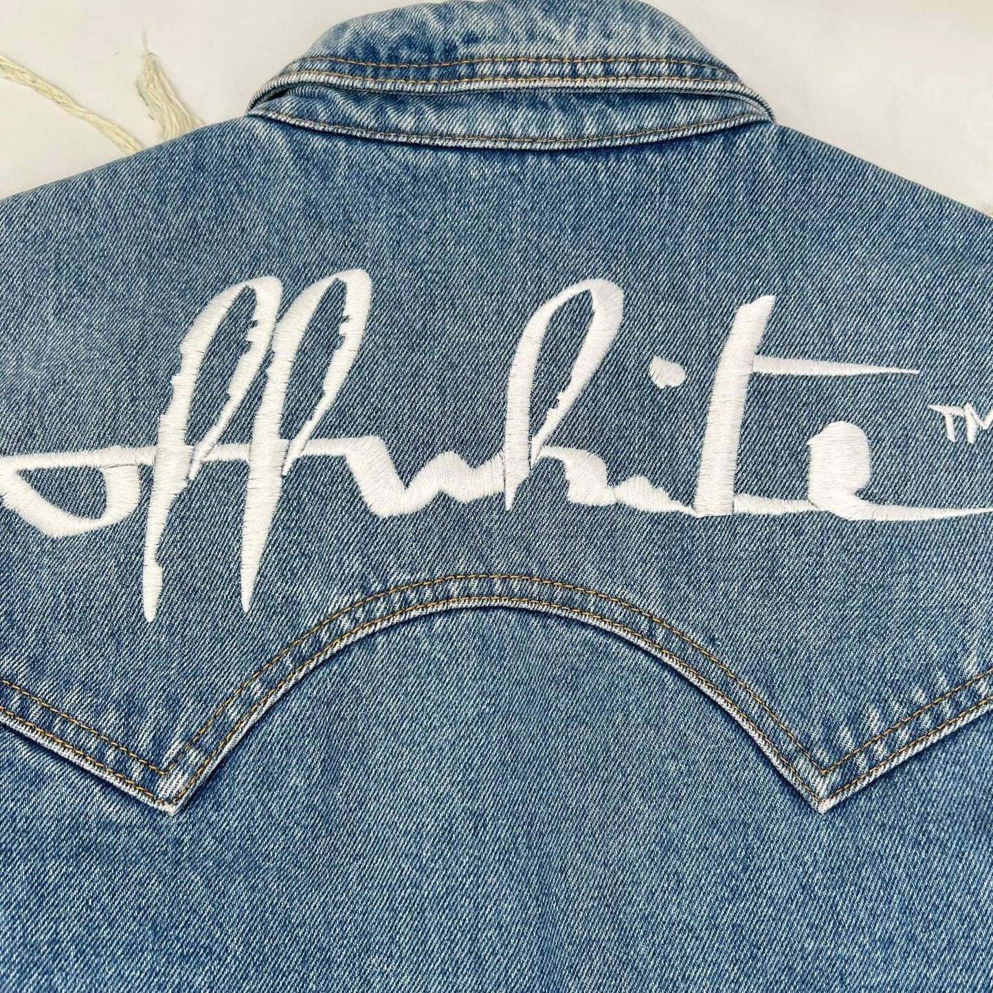 OFF-WHITE 联名款 OWYM004E20DEN002 浅蓝色 剪边长袖牛仔连衣裙