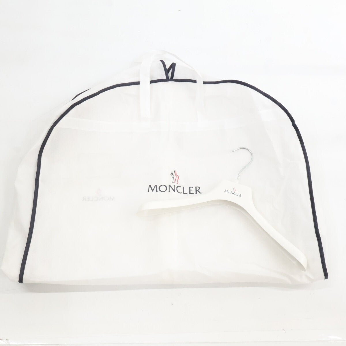 MONCLER 盟可睐 D20934934425 FULMAR 带毛领连帽长款羽绒服