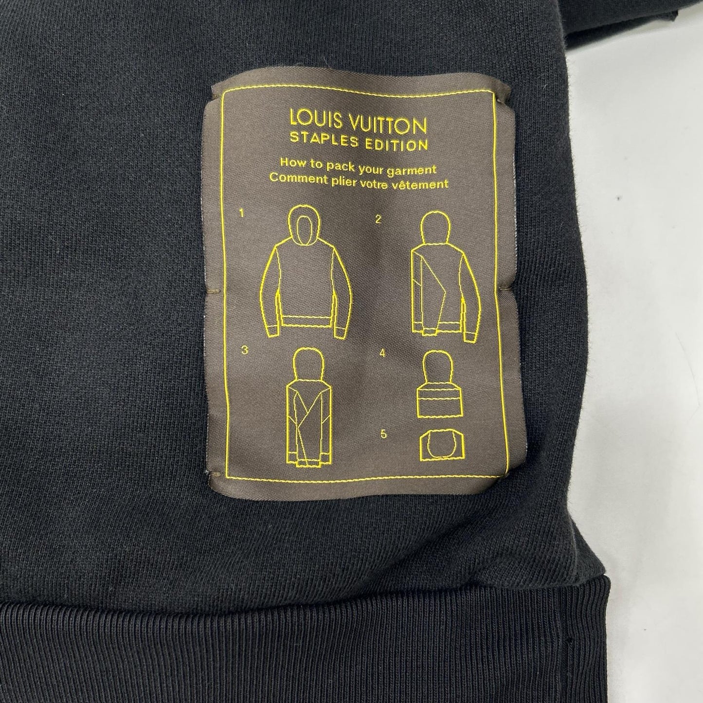 LOUIS VUITTON ルイヴィトン RM222Q NPH HIY48W 22AW ブラック ステープルズエディション インサイドアウト プルオーバーパーカフーディ トップス