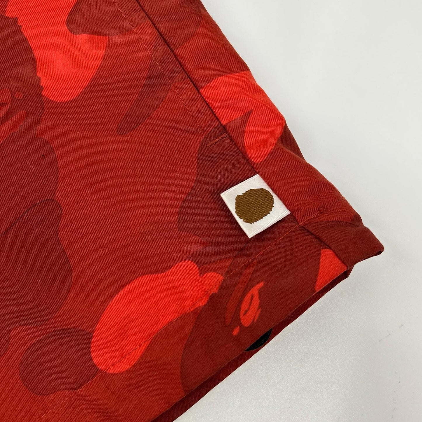 A BATHING APE BAPE 001LJA301009X 红蓝色猿猴迷彩尼龙登山套头衫夹克