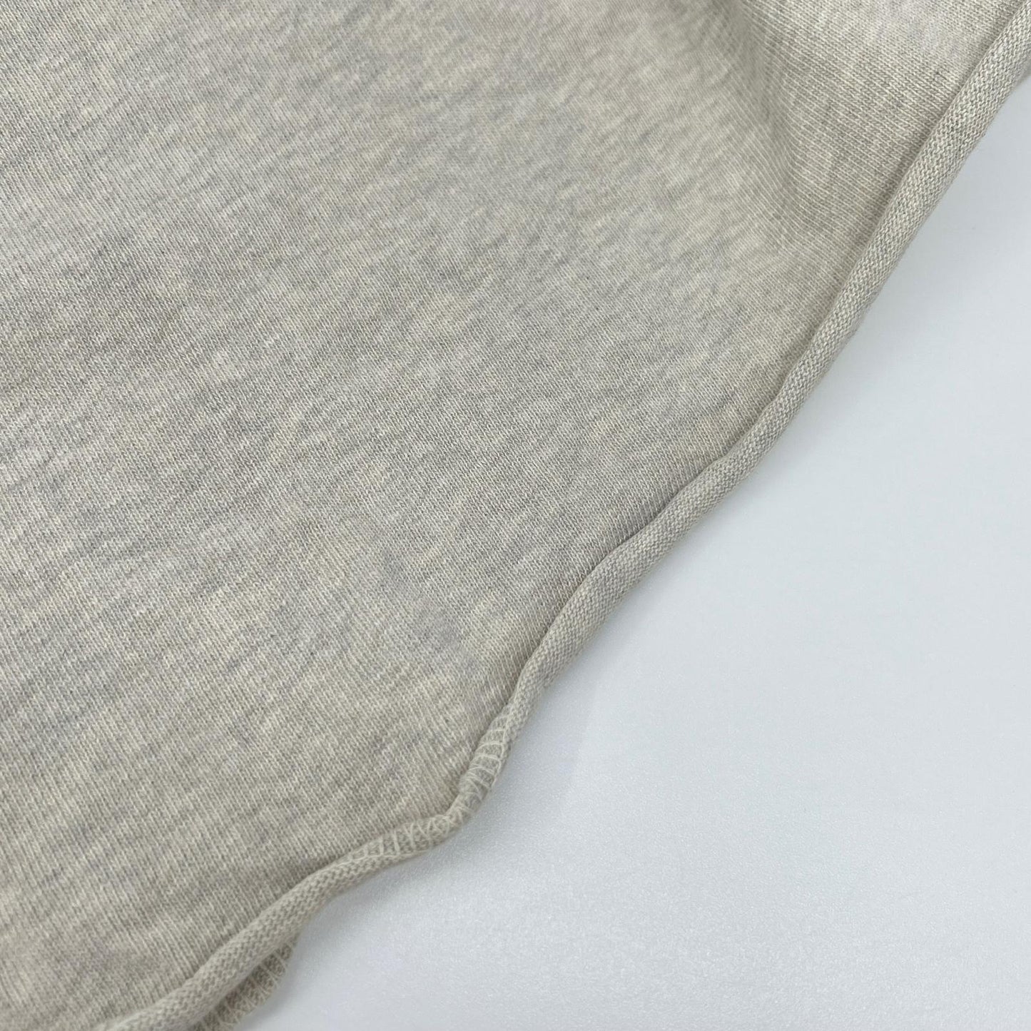 REMI RELIEF レミレリーフ ×HUG O WaR 25SS オートミール/ベージュ コットン TOY BEAR ヴィンテージ加工 天竺ラグランスリーブTシャツ トップス