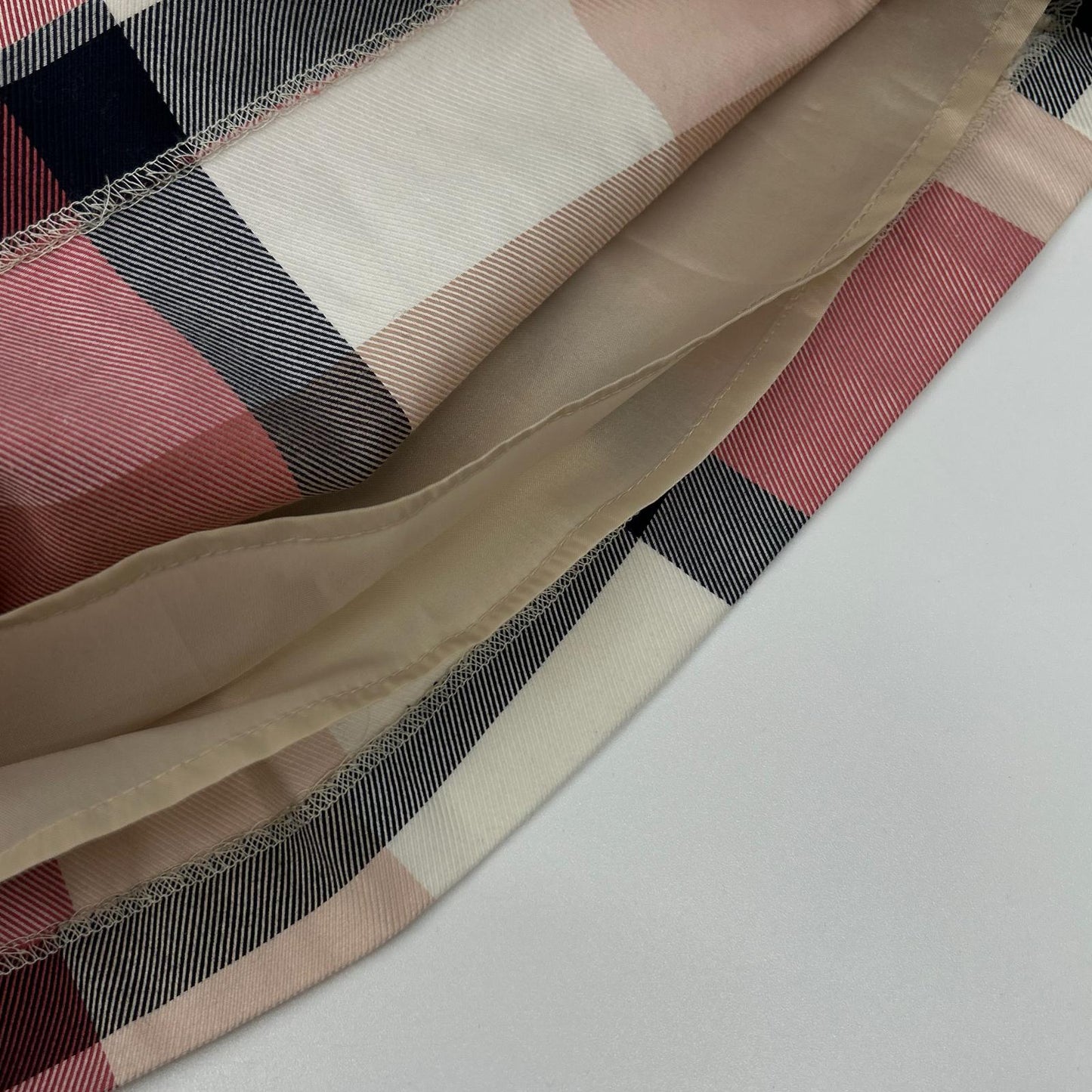 BLUE LABEL CRESTBRIDGE 55J72-521-14 Navy × pink check-pattern rib-knit dress