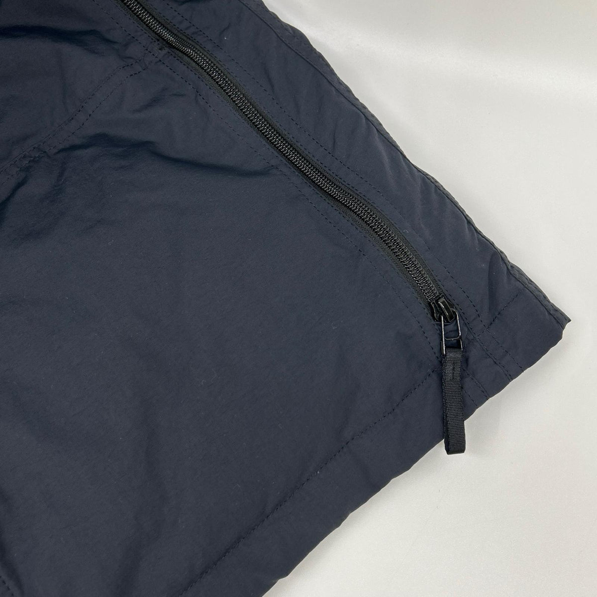 ISSEY MIYAKE イッセイミヤケ 04年 ME41FC176 ダークネイビー マルチジップ ナイロン ダウンジャケット ジャケット