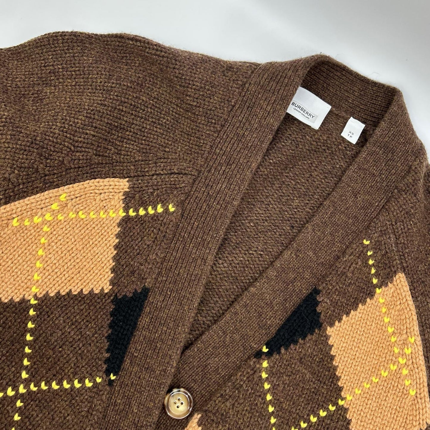 BURBERRY バーバリー 8037239 ウールアーガイル カットスリーブカーディガン ティッシ期 トップス