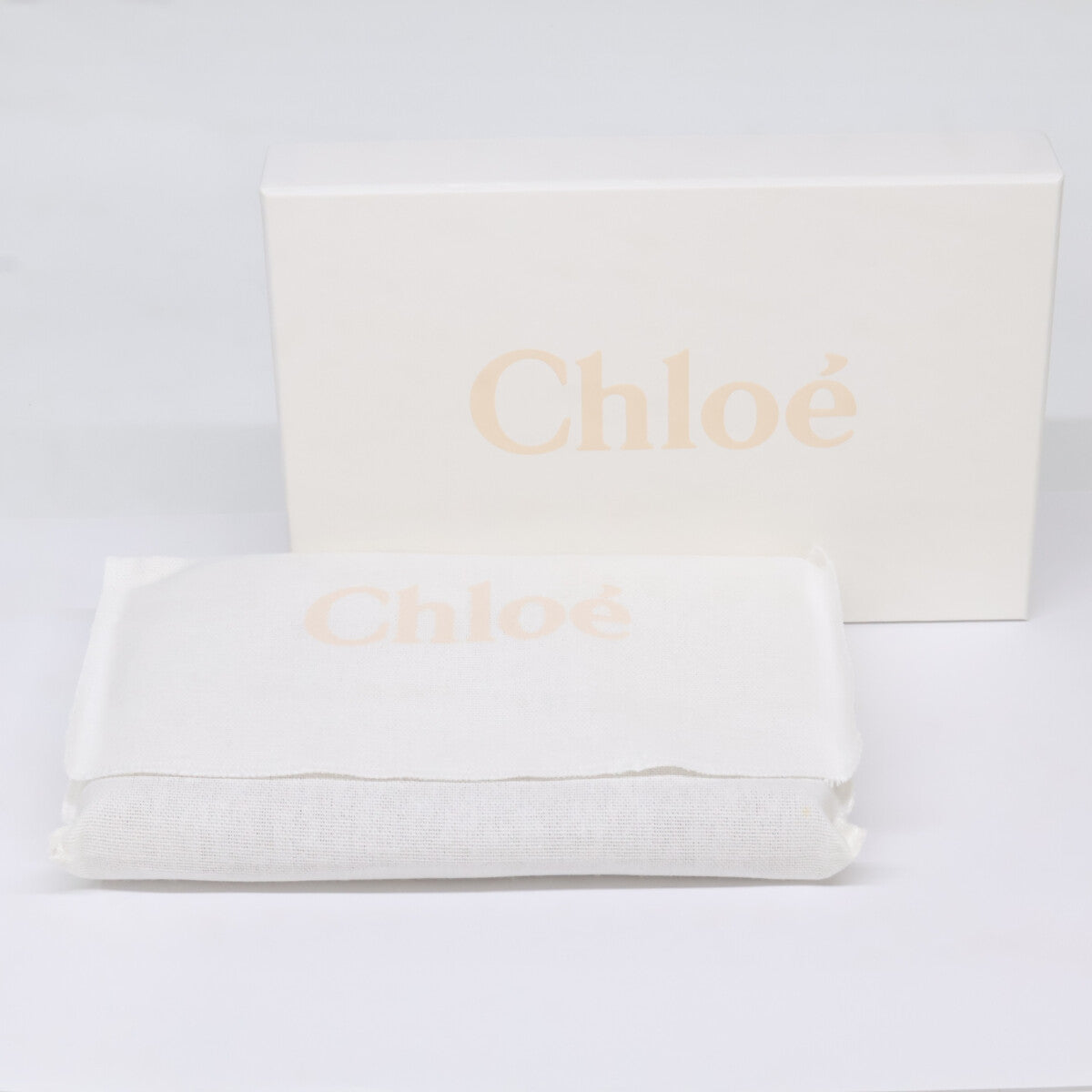 Chloe クロエ 【新品同様】Alphabet Zip Around Wallet アルファベット S ラウンドファスナー レザー ロングウォレット 長財布(小銭入れあり)
