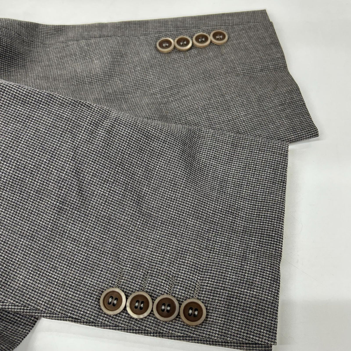 BRUNELLO CUCINELLI ブルネロクチネリ TE92210 グレー ウール ハウンドトゥース 段返り 3Bテーラードジャケット ジャケット