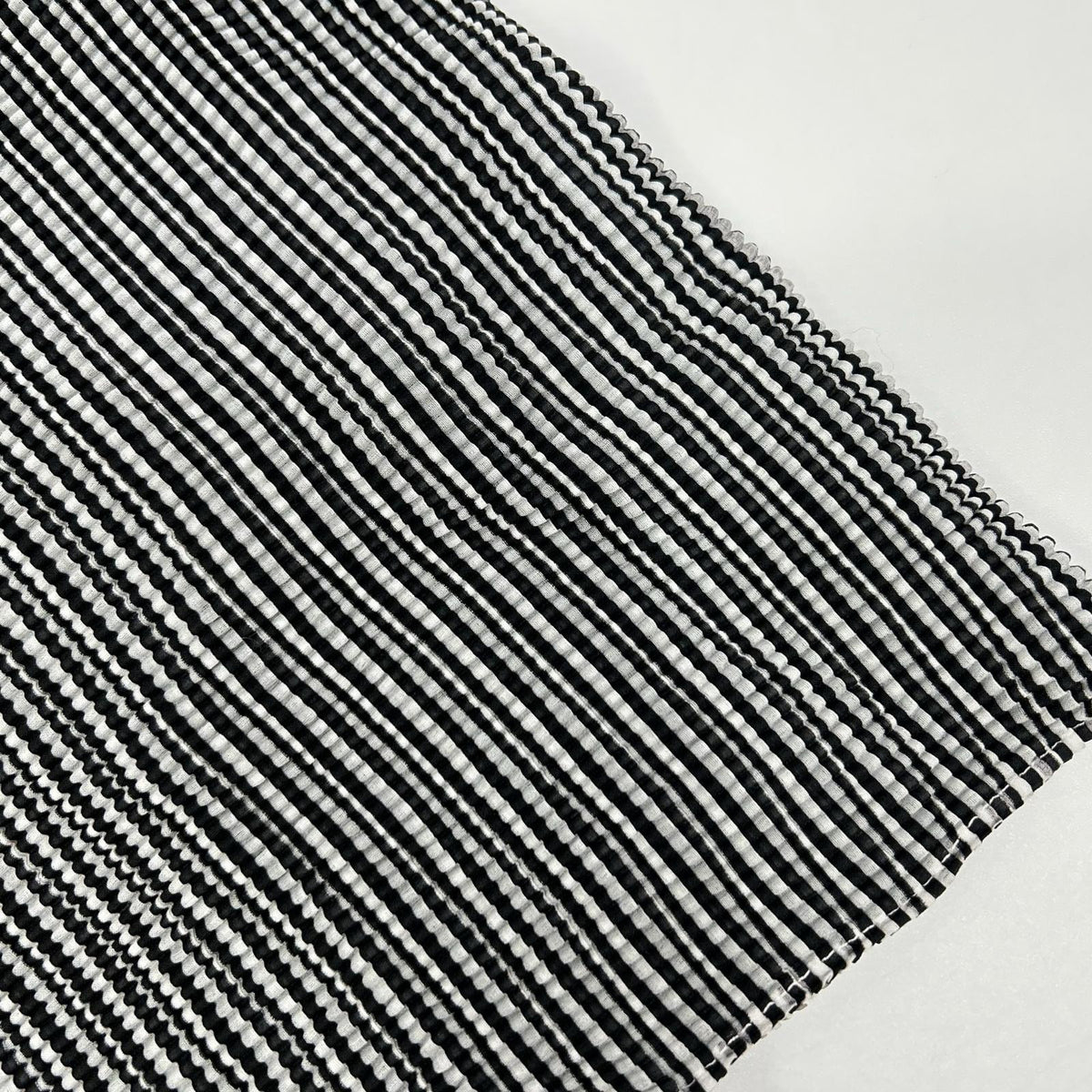 【SALE】 PLEATS PLEASE プリーツプリーズ PP16-FJ211 ブラック ストライプ切替モックネックショートスリーブカットソー トップス