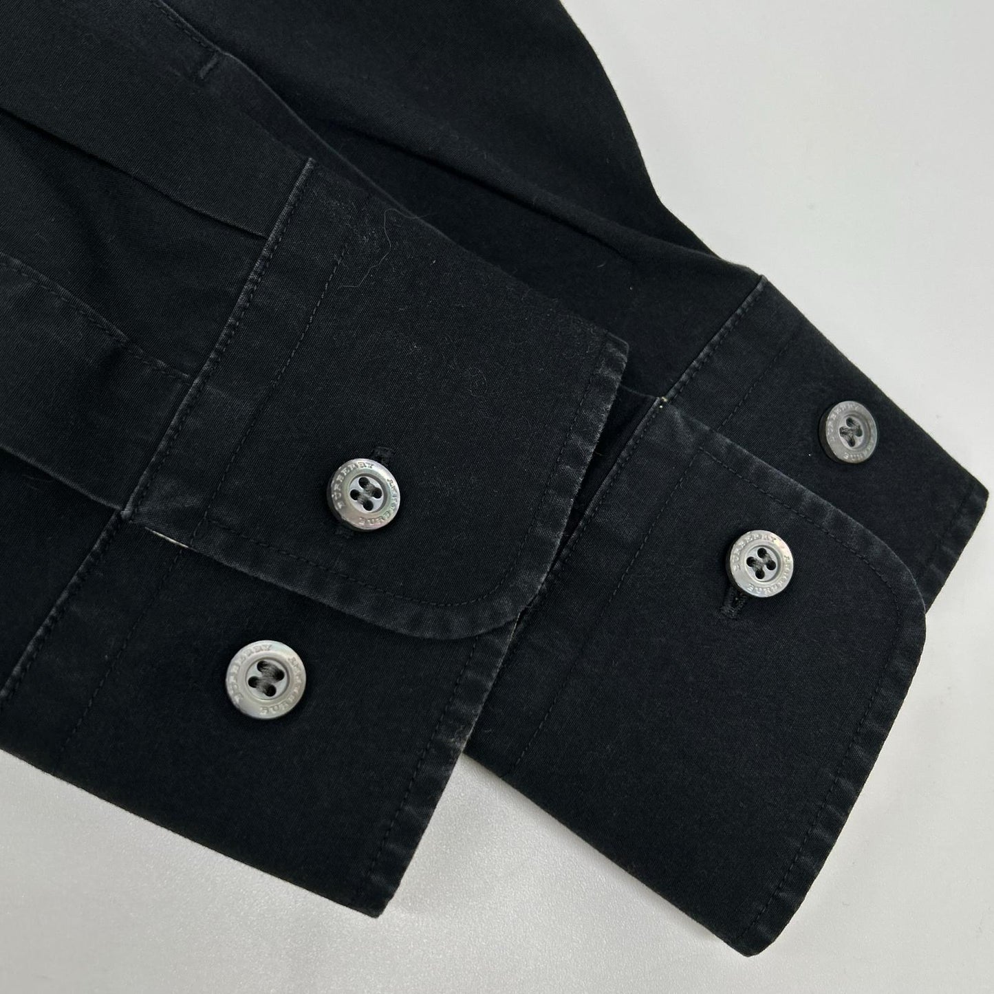 BURBERRY 8003074 Black Cotton Blend Logo-Embroidered Vintage Check Long-Sleeve Button Shirt, Top