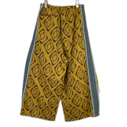 needles ニードルズ 24SS OT1513 イエロー 総柄 H.D. Track Pant/ヒザデルトラックパンツ ボトムス