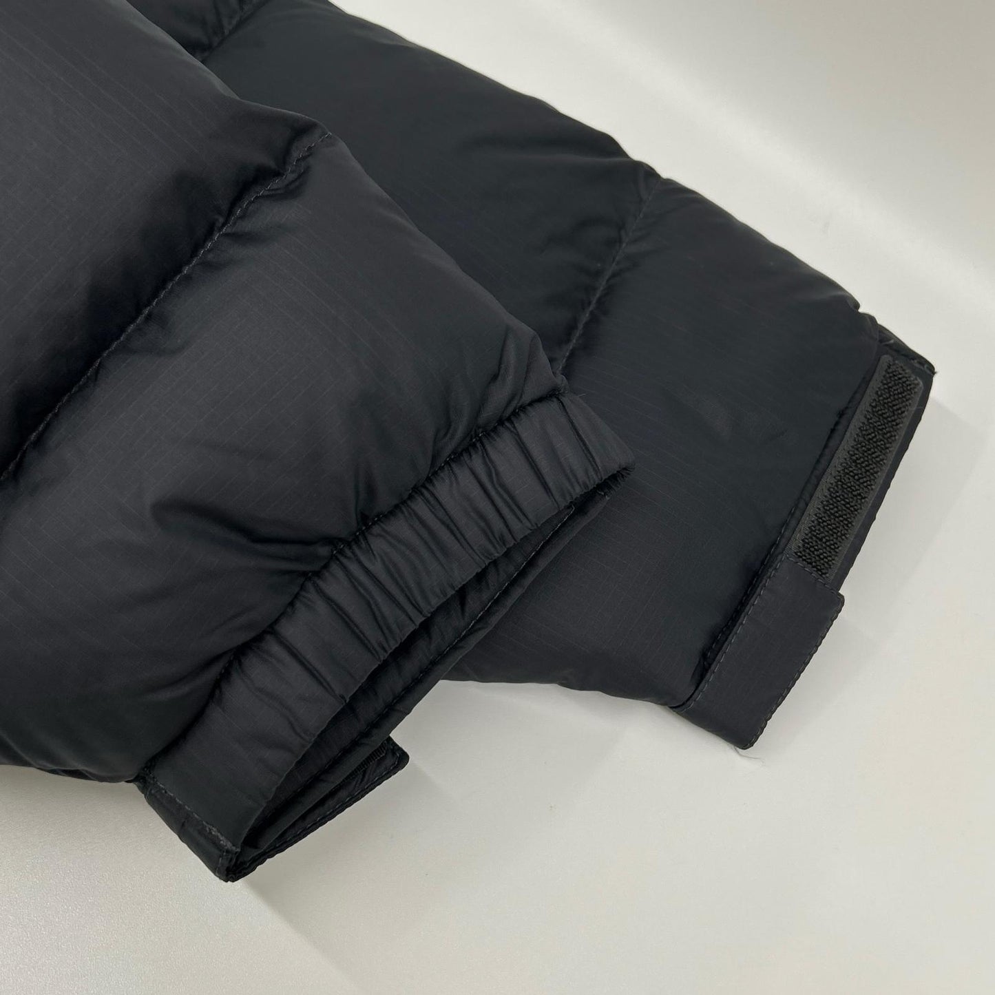 THE NORTH FACE ノースフェイス ND92559 グレー Nuptse Hoodie ヌプシフーディー ダウンジャケット ジャケット