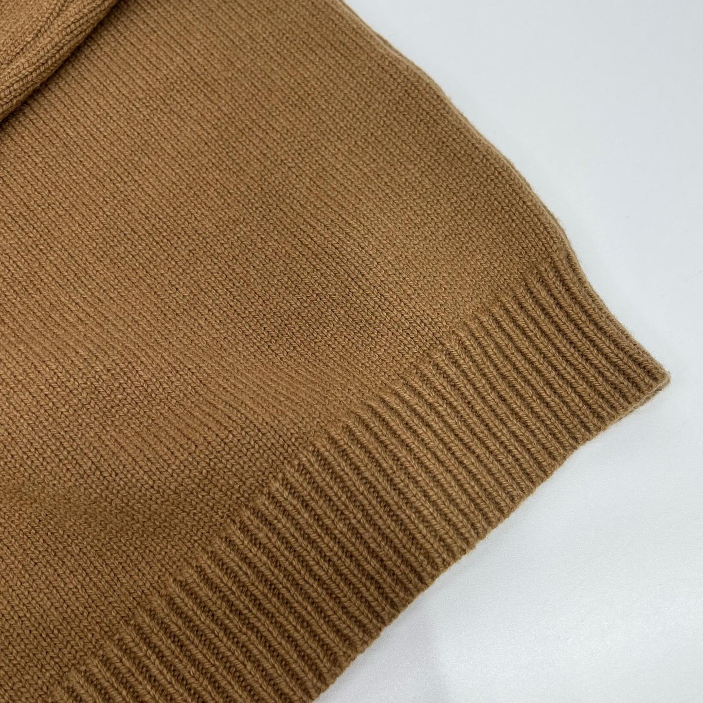 PATOU パトゥ 25年製 25A-KN278-8064 ブラウン ウール100 フロントロゴ ロングスリーブニット トップス