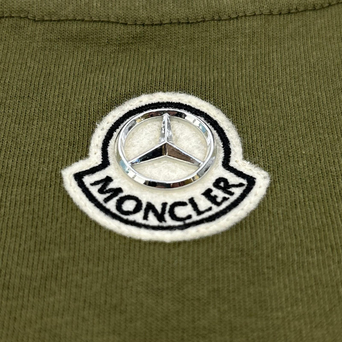 MONCLER モンクレール 【GENIUS】×MERCEDES-BENZ BY NIGO 25SS SS T-SHIRT カーキ コットン アーカイブフォトプリント Tシャツ トップス