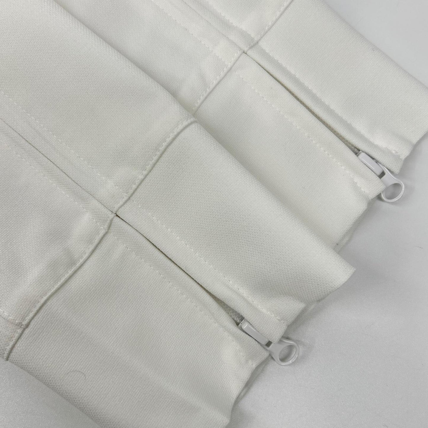 1piu1uguale3 ウノピゥウノウグァーレトレ 【GOLF】【×戸賀敬城】GRP064-POE340 ホワイト PINTUCK PANTS センタープレススラックスパンツ ボトムス